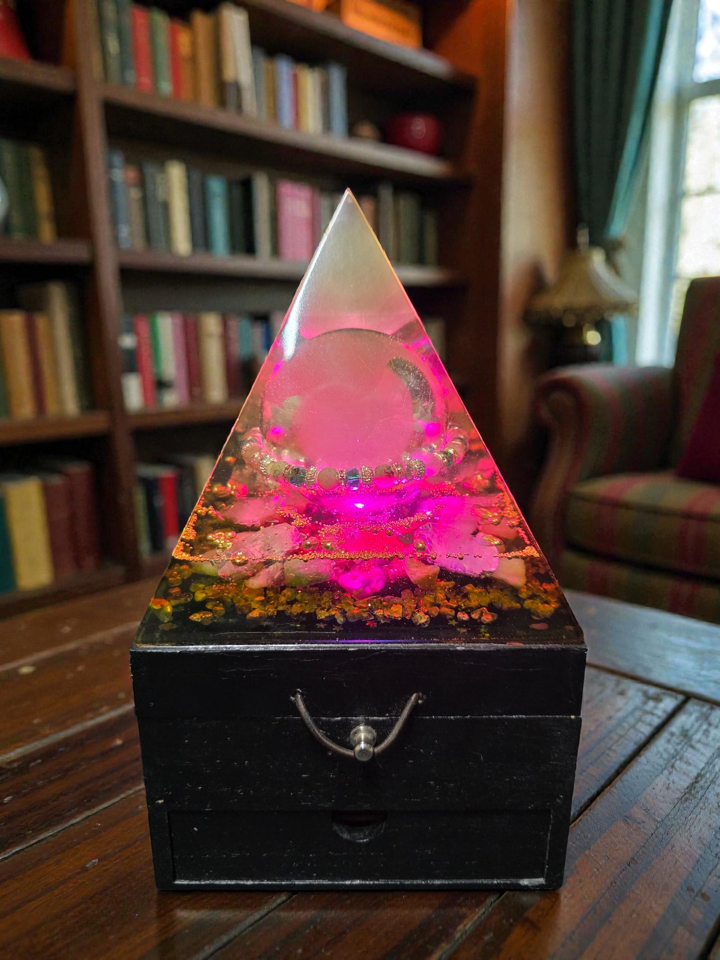 Sanctum Light Crystal Orgonite Lamp of Heart Wisdom & Divine Order