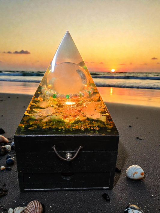 Sanctum Light Crystal Orgonite Lamp of Heart Wisdom & Divine Order