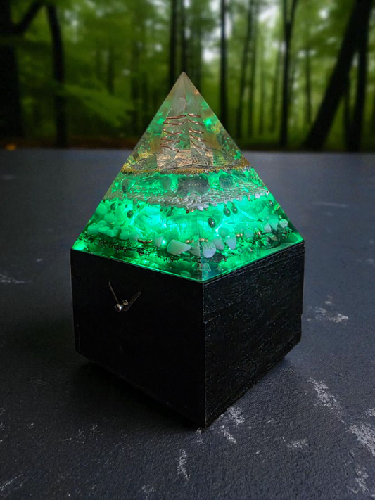 Celestial Clarity orgonite lamp with clear quartz, fluorite, lepidolite, Howlite and blue calcite. Handmade crystal energy lamp for clarity and calm