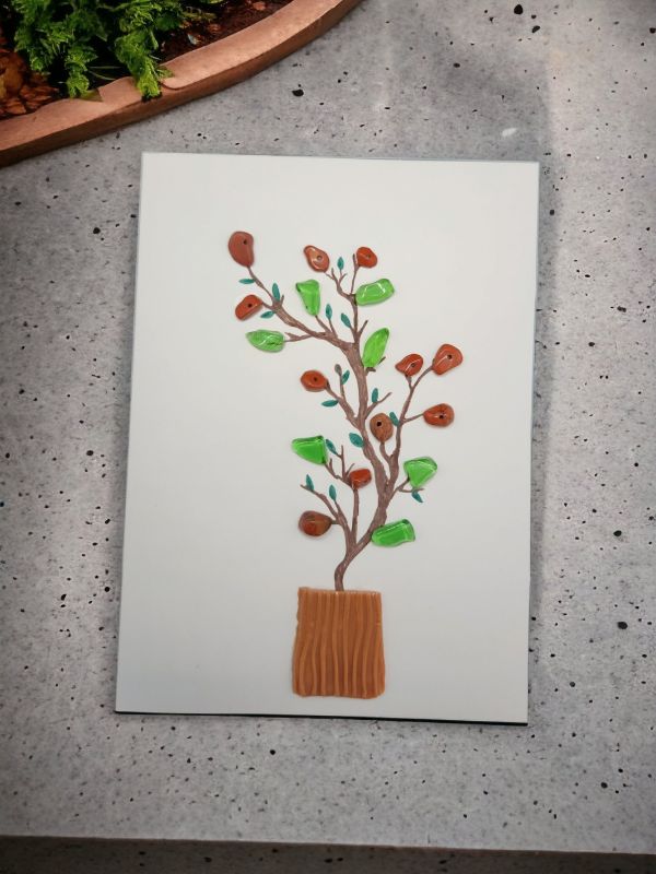 red jasper tree