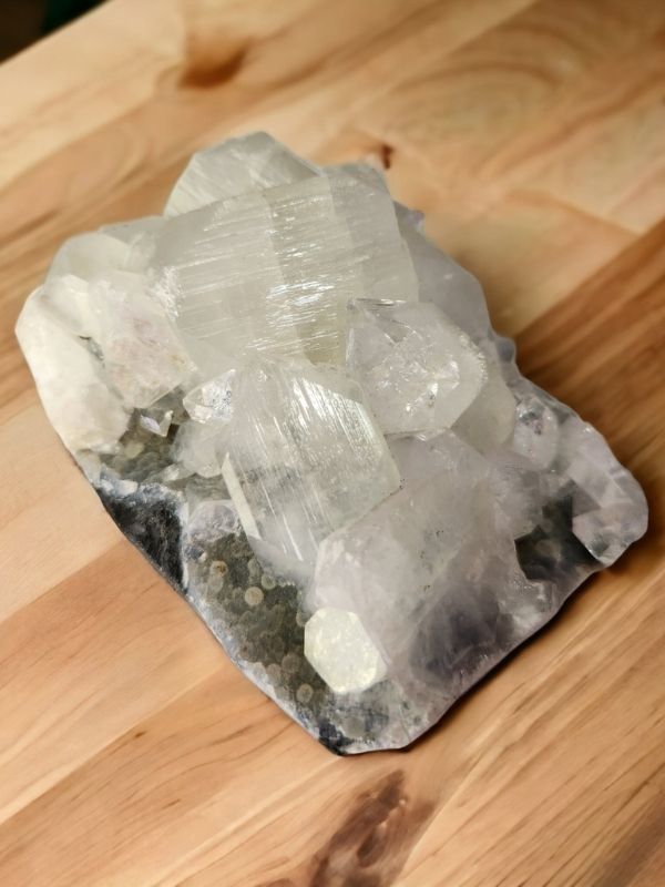 Apophyllite cluster 2